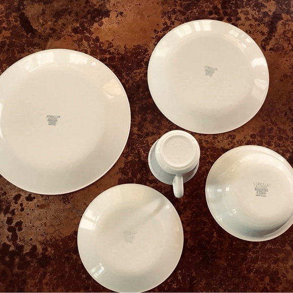 Corelle English Breakfast Place Setting #3 - Picture 3 of 9